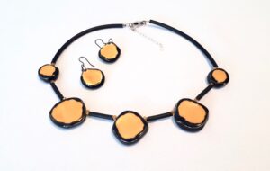 Mustard Flat Nuggets & Earrings (1)